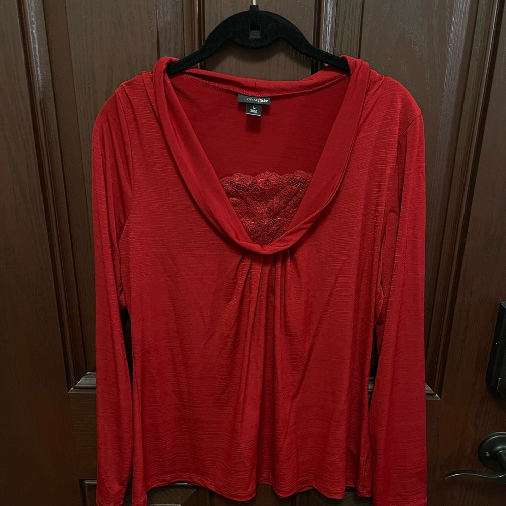 Red, long sleeve top